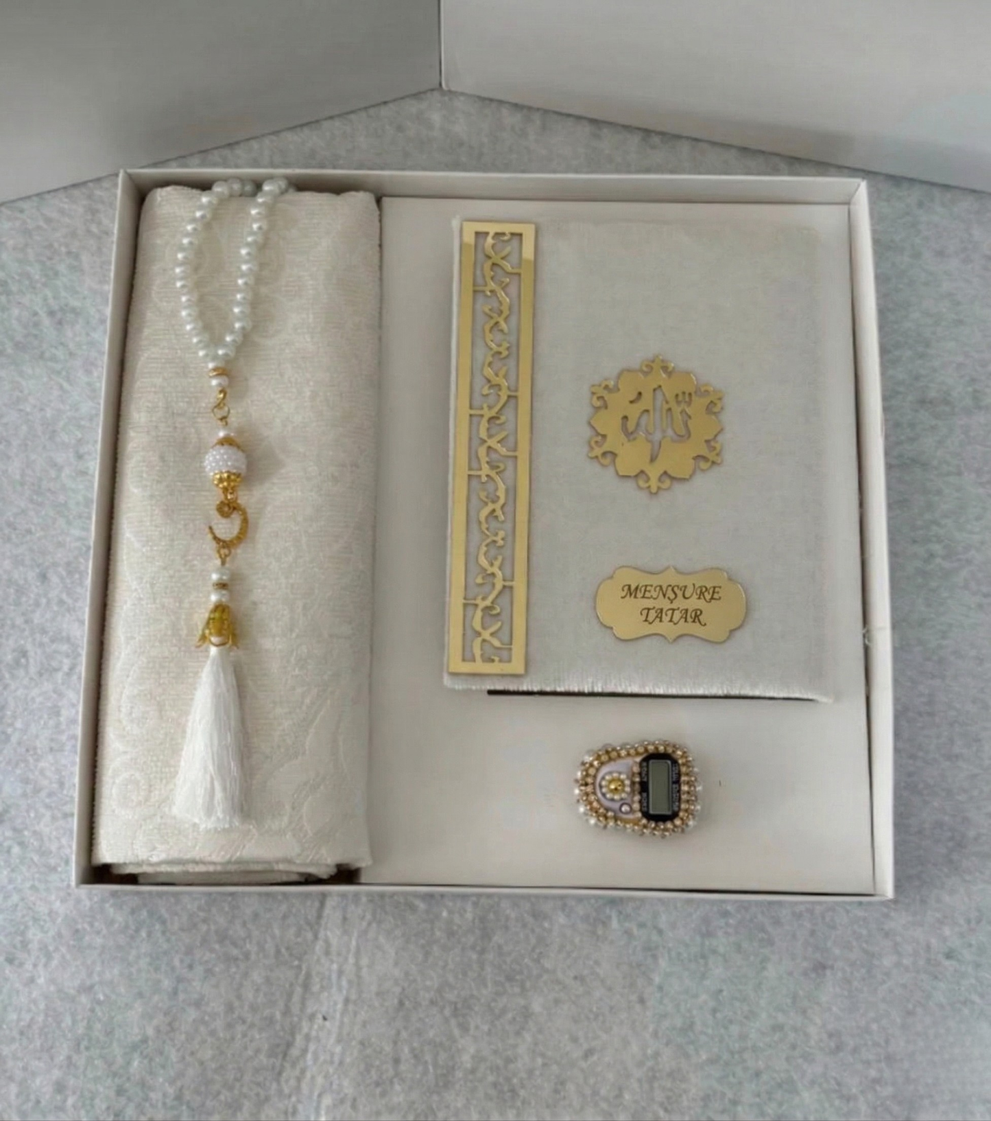 “Anneler Günü’ne Özel İsimli KUR'ÂN-I KERİM Seti