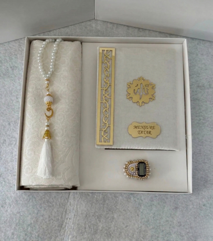 “Anneler Günü’ne Özel İsimli KUR'ÂN-I KERİM Seti