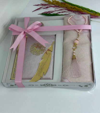 “Anneler Günü’ne Özel İsimli KUR'ÂN-I KERİM Seti