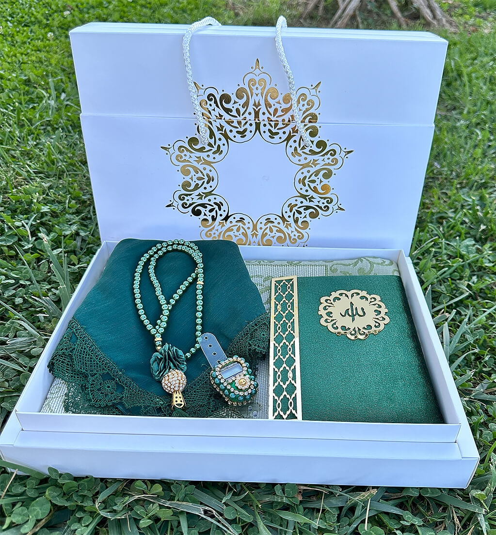 Elzem Anneler gününe Özel Tasarım: Çantalı & Kutulu Hediyelik Yasin!i-şerif Seti