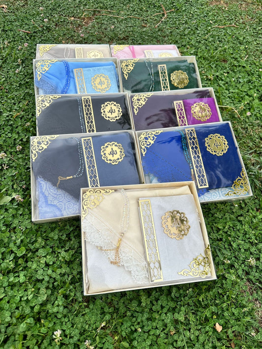 Anneler Gününe Özel Yasin-i Şerif ve Seccade Seti